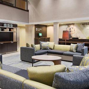 Courtyard By Marriott Springfield Airport